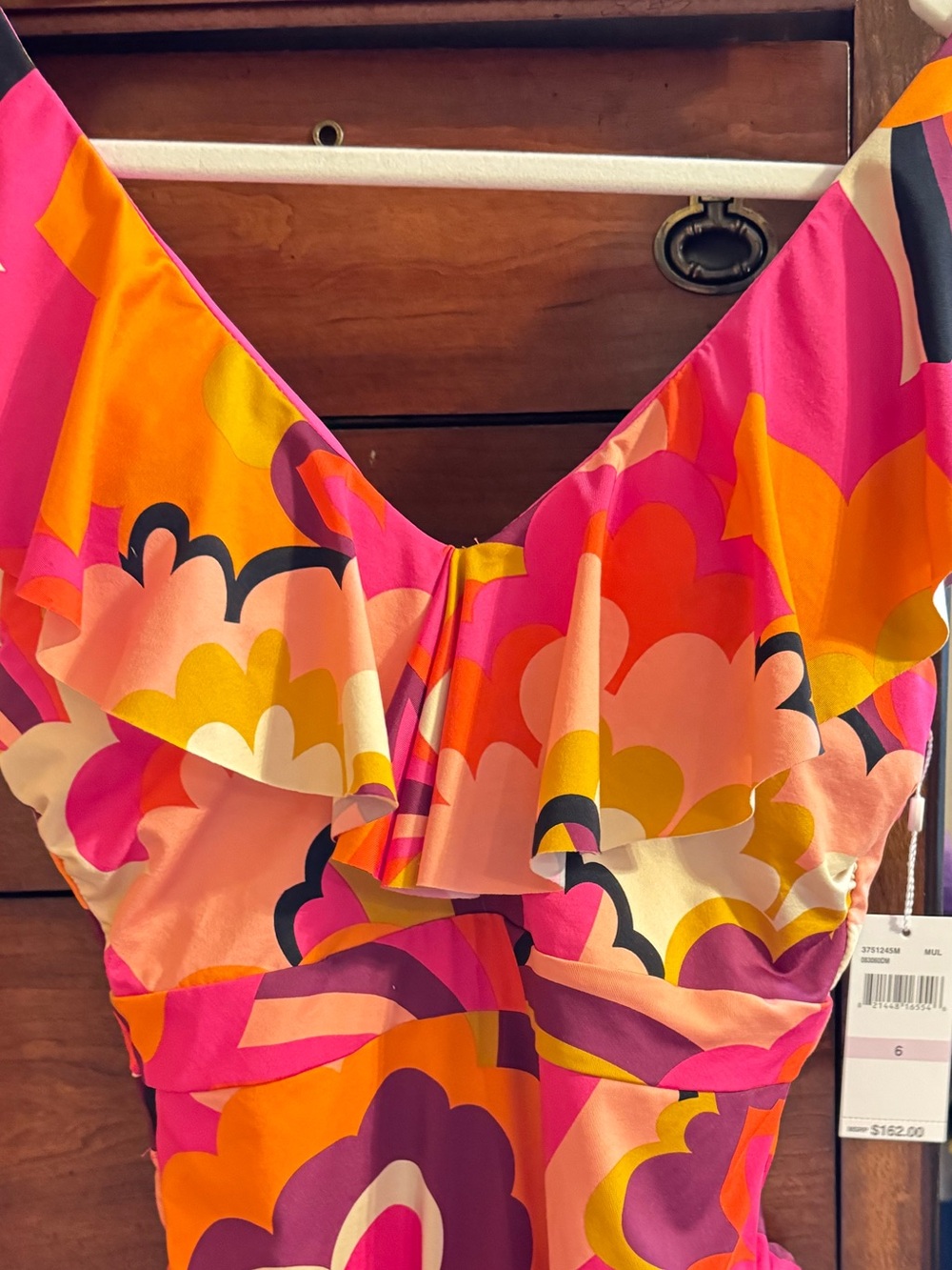 Trina Turk Fan Faire Sz 6 Ruffled Plunge One-Piece Swimsuit Pink Orange NWT - Picture 3 of 9